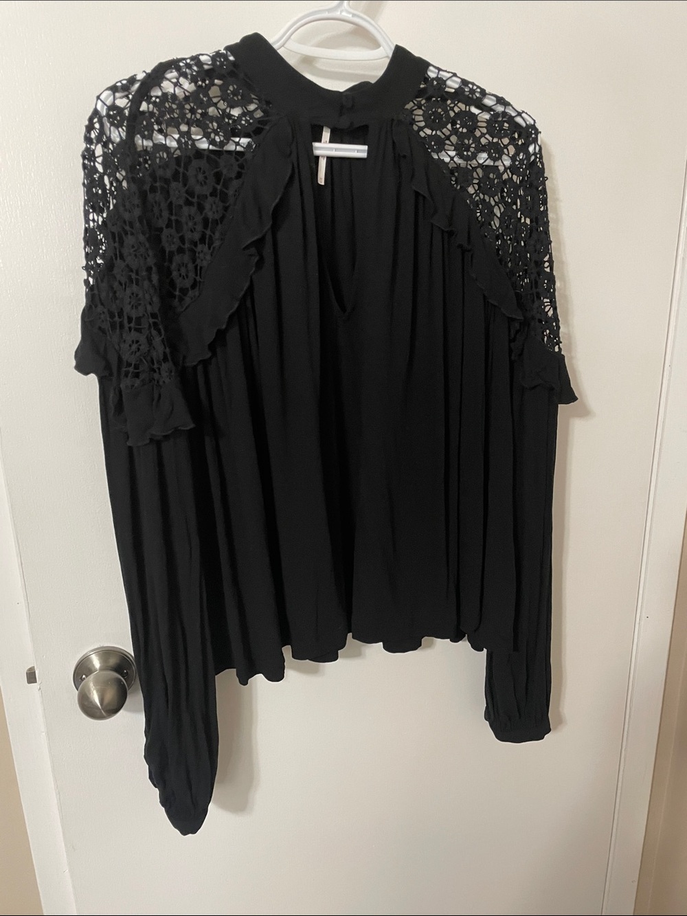 Free People Black Lace Yoke Long Sleeve Blouse - Picture 2 of 9